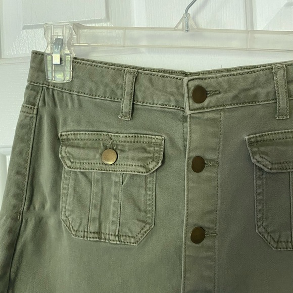 Altar’d state army green button Xs skirt mini - Picture 6 of 9